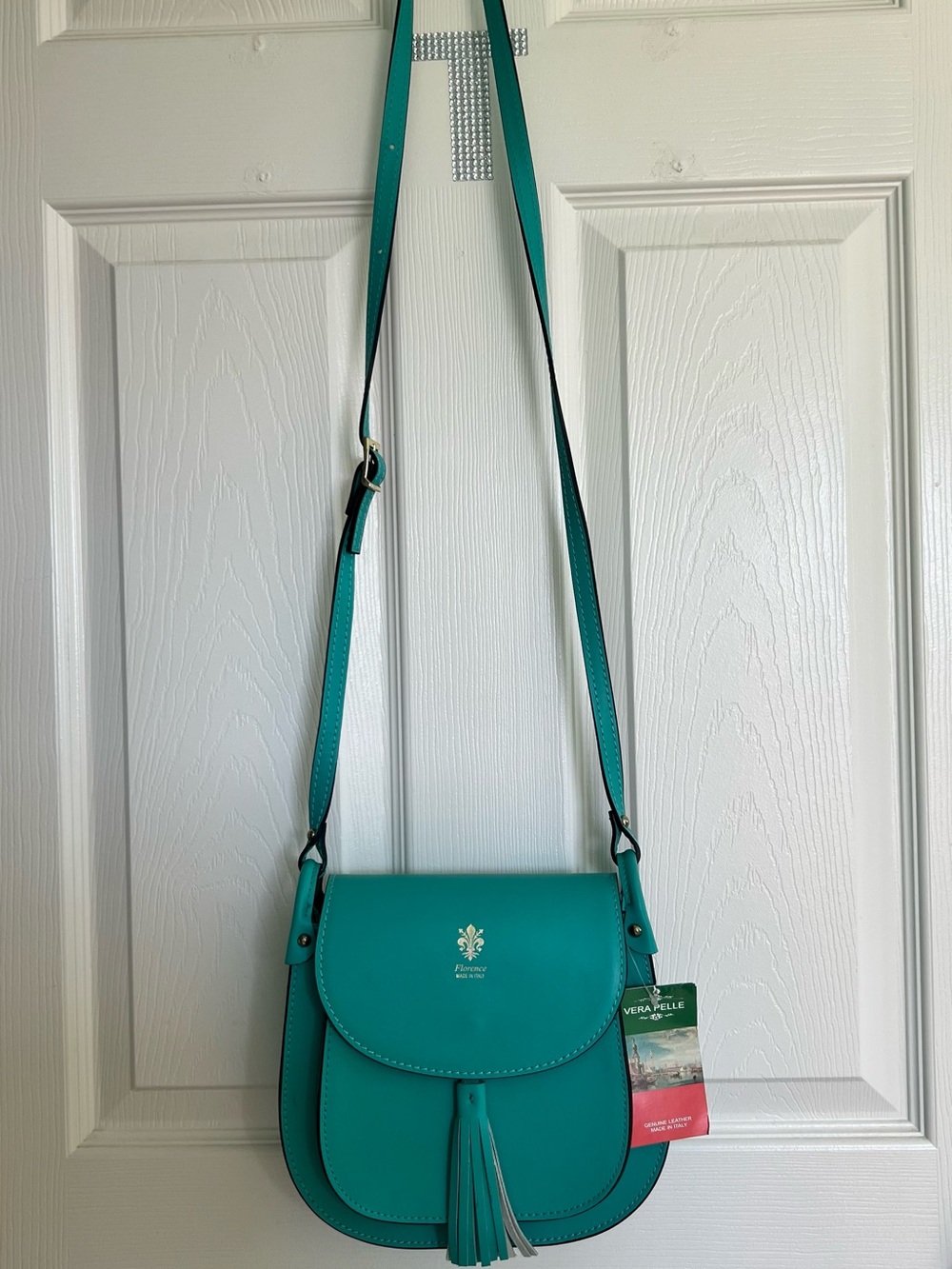 Vera Pelle Teal Crossbody Bag with Tassel